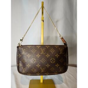 Louis Vuitton Monogram Pochette Accessoires AR0030 Shoulder Bag with Chain